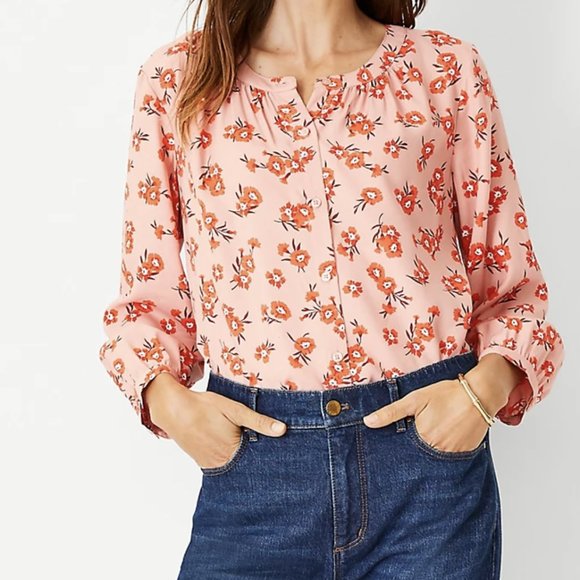 NWT Ann Taylor Petite Floral Shirred 3/4 Sleeve Blouse SP Peach - Picture 1 of 2